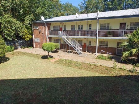 2 Bedroom Apartment in Westdene