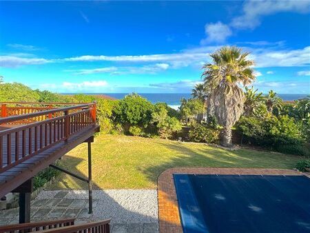 5 Bedroom House in Beachview