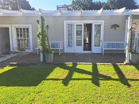 1 Bedroom Flat in Firlands