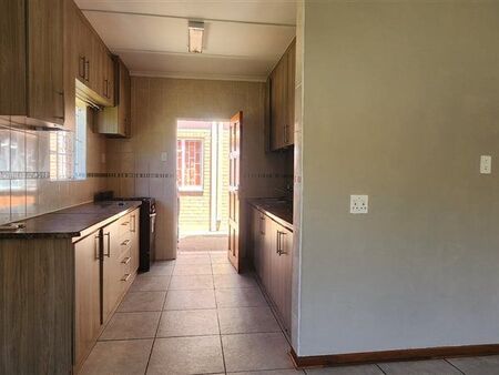 2 Bedroom Apartment in Kimberley Central