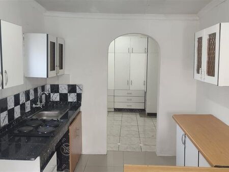 2 Bedroom House in Caneside