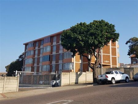 1.5 Bedroom Apartment in Morningside