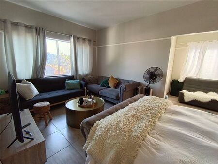 Studio Apartment in Essenwood