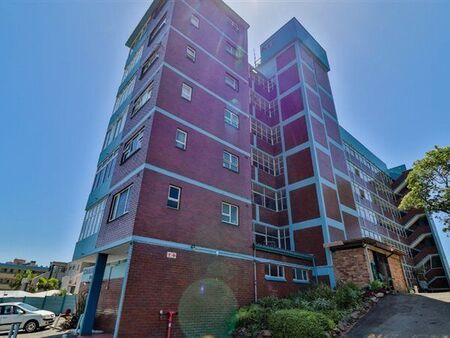 1 Bedroom Apartment in Amanzimtoti