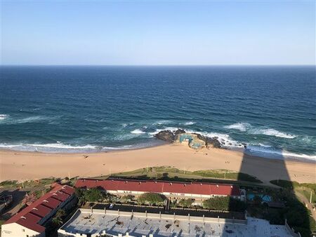 2 Bedroom Apartment in Amanzimtoti