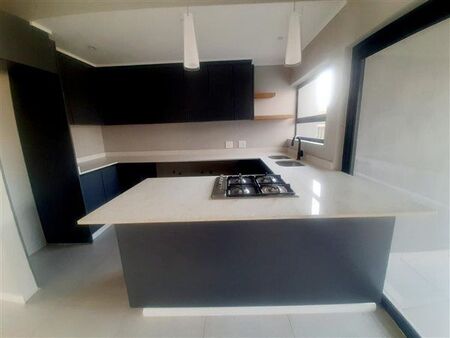 3 Bedroom Townhouse in Palm Lakes Estate