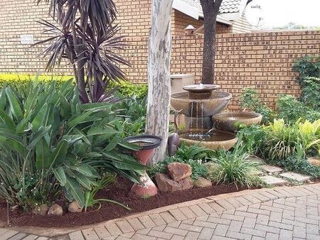 2 Bedroom Simplex in Die Wilgers