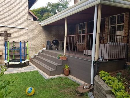3 Bedroom Townhouse in Murrayfield