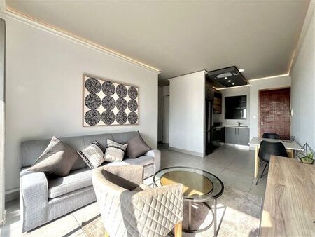 2 Bedroom Apartment in Menlo Park