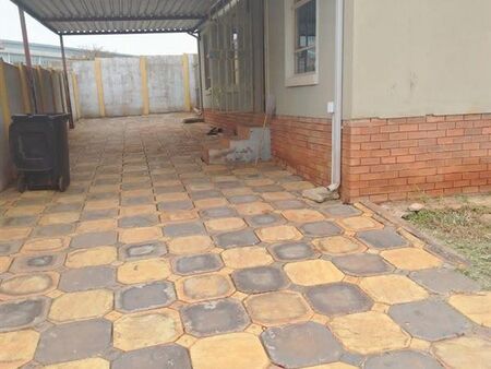 3 Bedroom House in Rosslyn