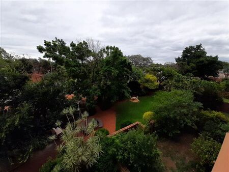 3 Bedroom Apartment in Sinoville