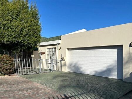 3 Bedroom House in Loerie Park