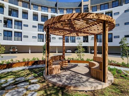 Studio Apartment in Century City