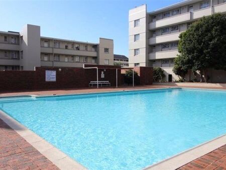 2 Bedroom Apartment in Zonnebloem