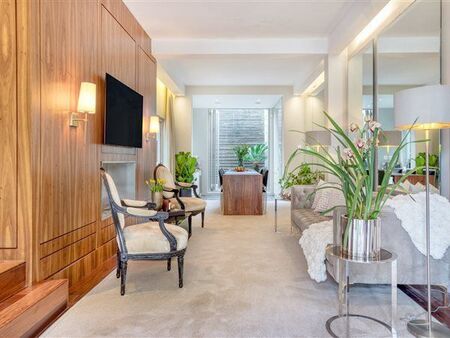 2 Bedroom Townhouse in Sea Point