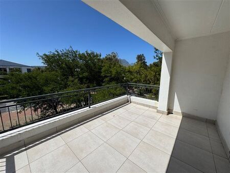 2 Bedroom Apartment in De Velde