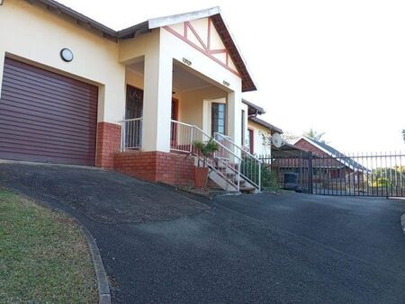 3 Bedroom townhouse - sectional to rent in Lincoln Meade, Pietermaritzburg