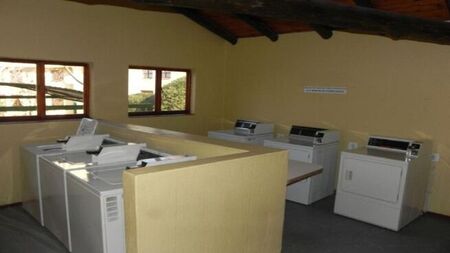 2 Bedroom apartment to rent in Paulshof, Sandton
