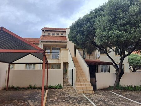 3 Bedroom apartment to rent in Country View, Midrand