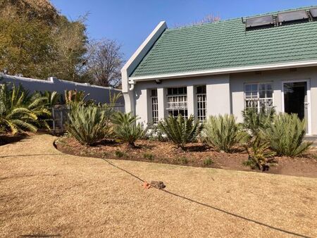 1 Bedroom cottage to rent in Sandown, Sandton