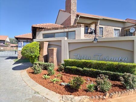 2 Bedroom Apartment in Magalieskruin