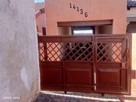 2 Bedroom House in Protea Glen