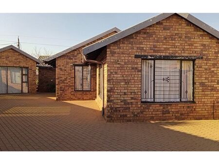 3 Bedroom House in Protea Glen
