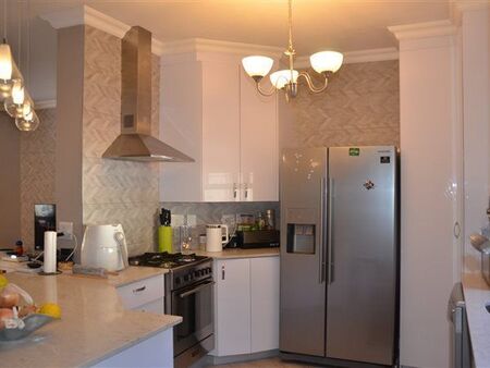 2 Bedroom Apartment in Bryanston