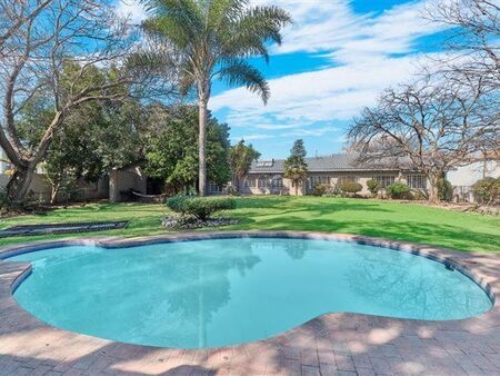 5 Bedroom House in Bryanston