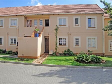 3 Bedroom Apartment in Kew