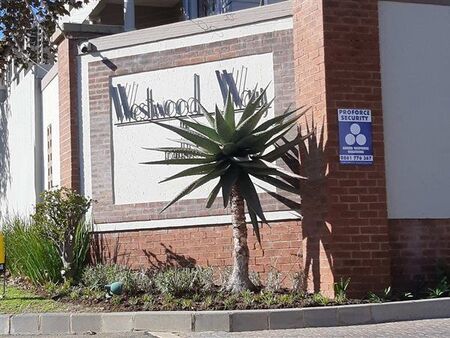 1 Bedroom Townhouse in Paulshof