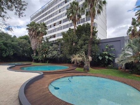 2 Bedroom Apartment in Bedford Gardens