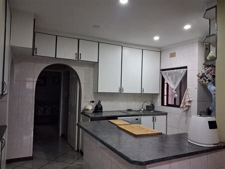3 Bedroom Apartment in Eastleigh