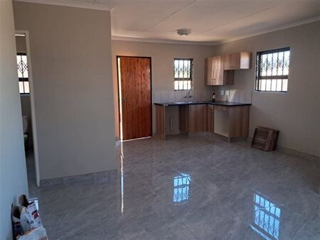 3 Bedroom House in Albertsdal