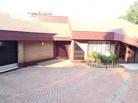 4 Bedroom House in Laudium