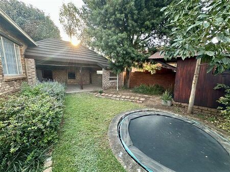 3 Bedroom House in Highveld