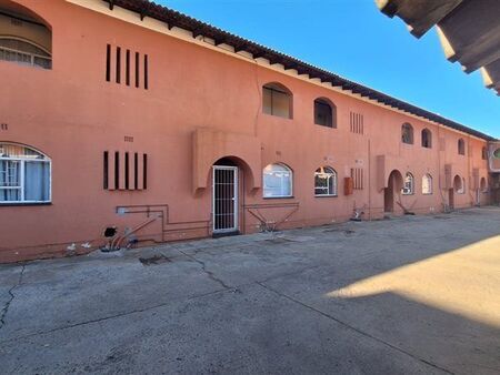 1 Bedroom Flat in Dagbreek