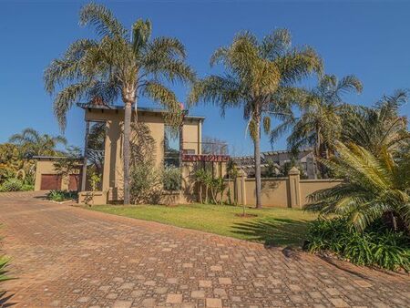 3 Bedroom House in Midstream Estate