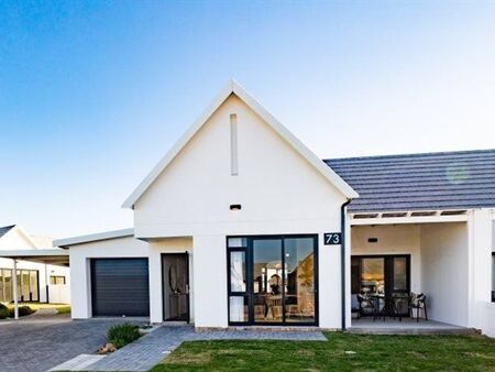 2 Bedroom Cluster in St Francis Bay Canals