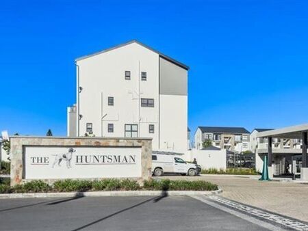 2 Bedroom Apartment in Somerset West Central