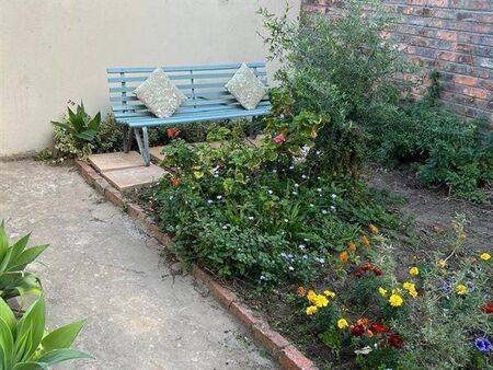1 Bedroom Flat in Somerset West Central