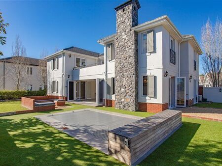 4 Bedroom House in Val de Vie
