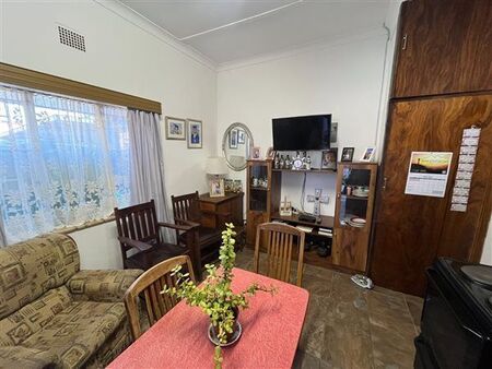 1 Bedroom Apartment in Hadison Park