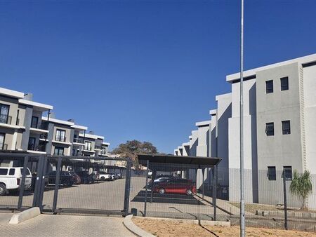 1 Bedroom Flat in Valencia Park