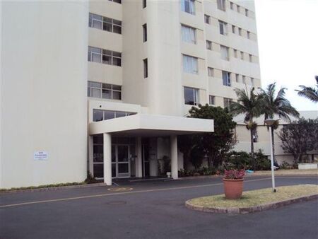 2 Bedroom Flat in Durban North