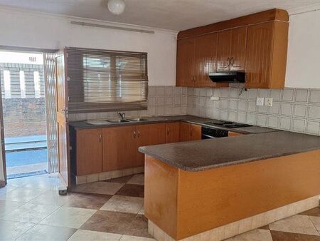 3 Bedroom Apartment in Sydenham