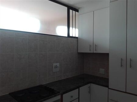2 Bedroom Apartment in Amanzimtoti