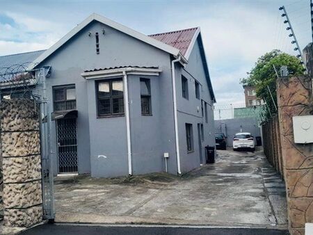1 Bedroom House in Umbilo