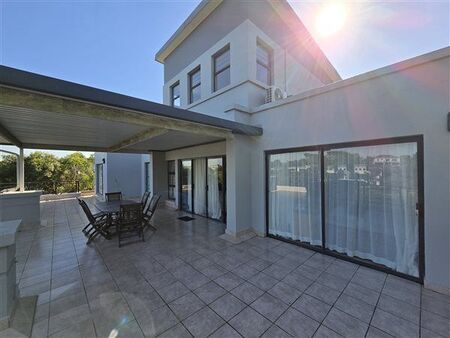4 Bedroom Apartment in Palm Lakes Estate