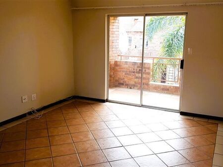 2 Bedroom Apartment in Mooikloof Ridge